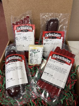 Snacker’s Special Gift Box